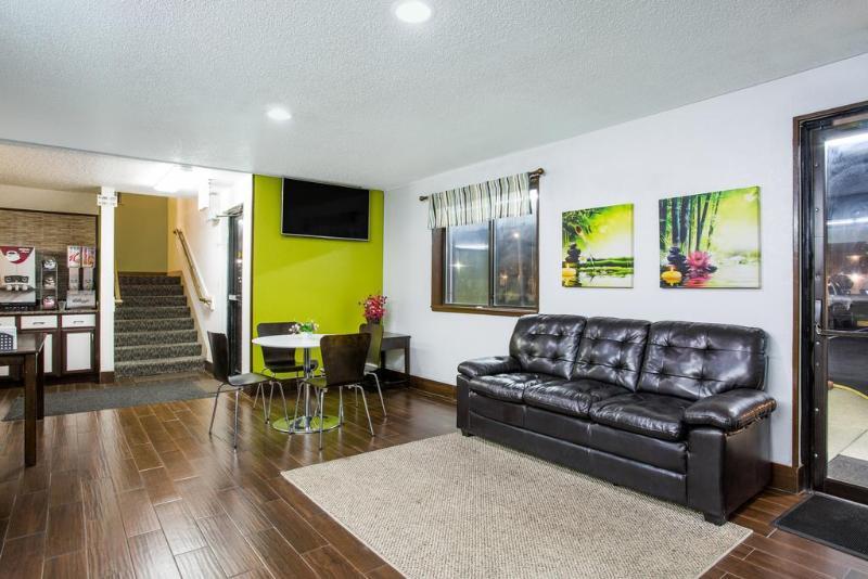 Econo Lodge Franklin Экстерьер фото