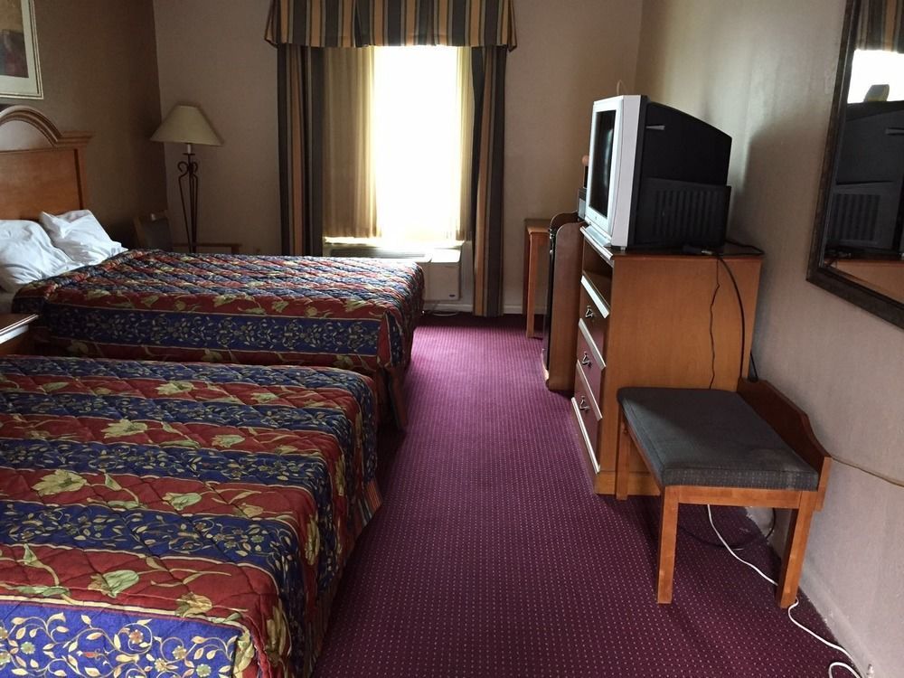 Econo Lodge Franklin Экстерьер фото