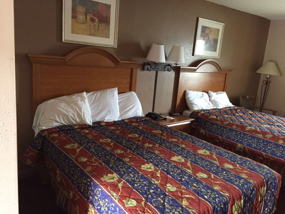 Econo Lodge Franklin Экстерьер фото